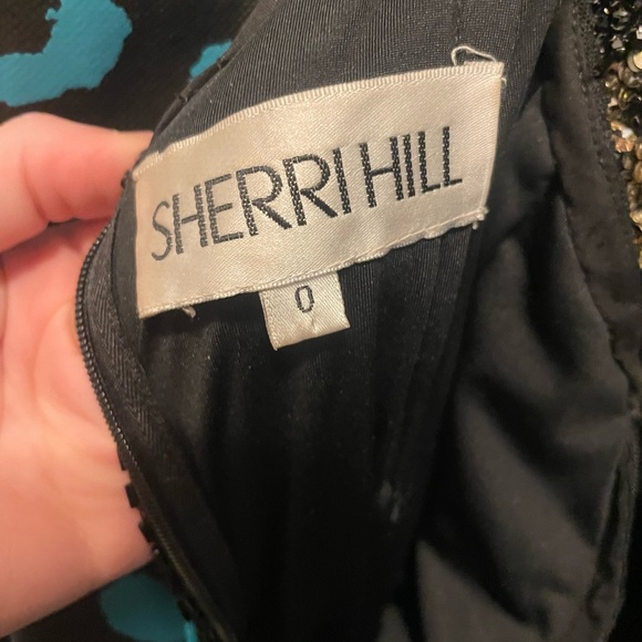 Sherri Hill 54836 Butterfly Gold and Black Beaded Prom Long Court Dress Size 0 - Picture 4 of 4